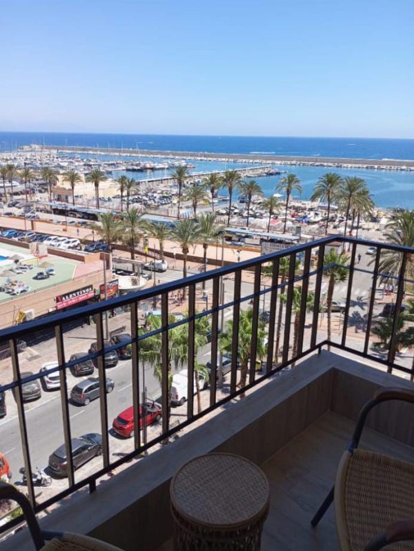 Alquiler de estudio con vista al mar en Fuengirola - Imagen 3