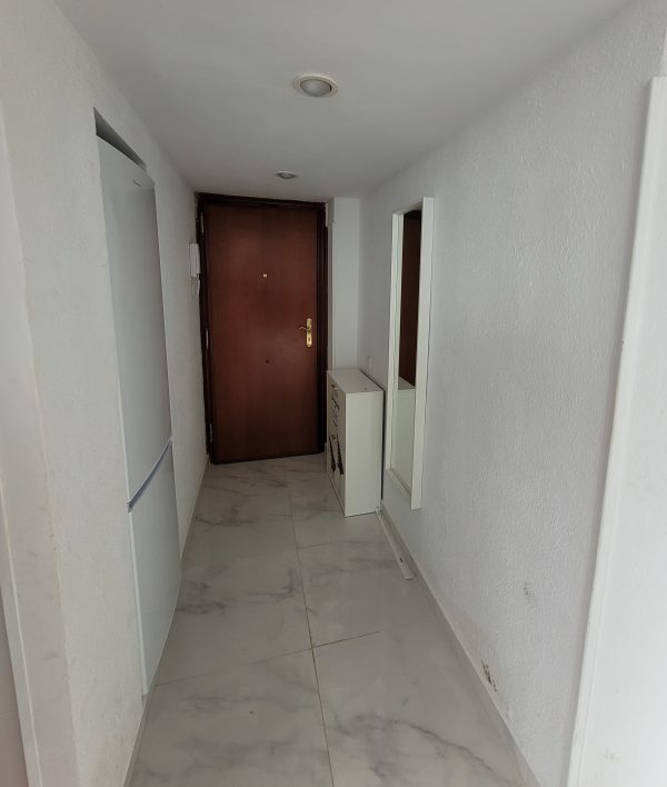 Alquiler de apartamento con vistas al mar en Fuengirola - Imagen 13