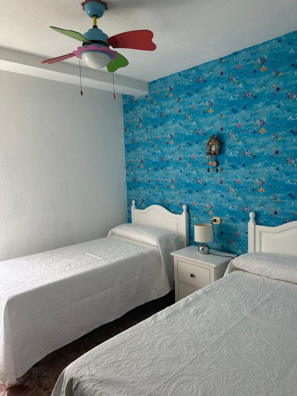 Alquiler de apartamento frente al mar en Fuengirola - Imagen 6