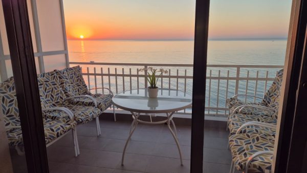 Alquiler de apartamento frente al mar en Fuengirola - Imagen 30