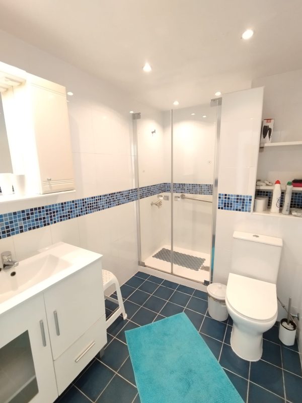 Alquiler de apartamento en Calle Europa Fuengirola - Imagen 25
