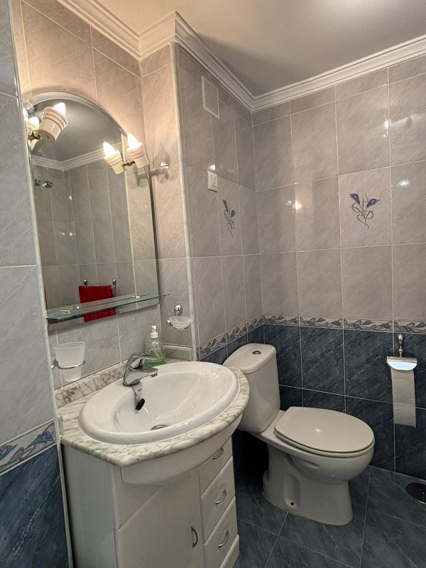 Alquiler de apartamento en Los Boliches Fuengirola-Calle Santa Lucia - Imagen 9