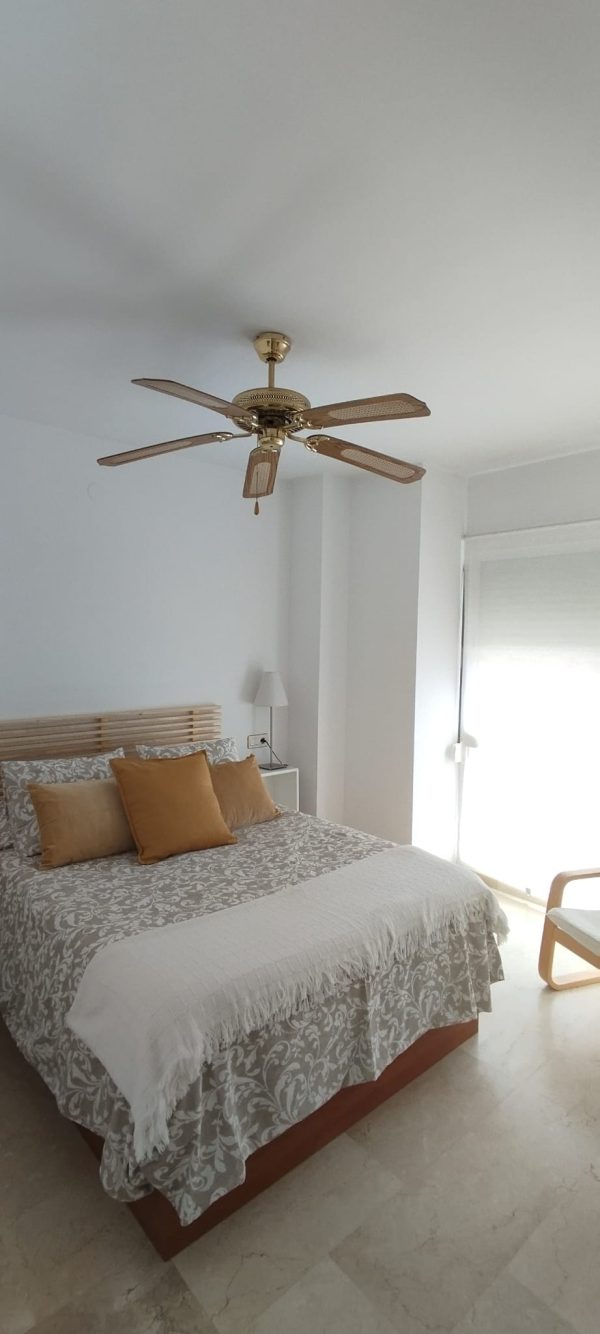 Alquiler de apartamento con vista al mar en Fuengirola - Imagen 37