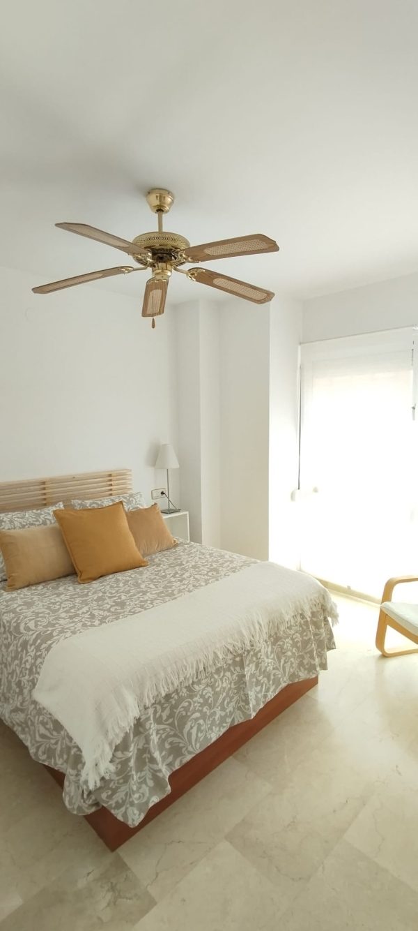 Alquiler de apartamento con vista al mar en Fuengirola - Imagen 39