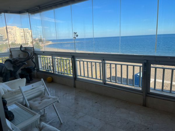 Alquiler de apartamento frente al mar en Fuengirola/Torreblanca