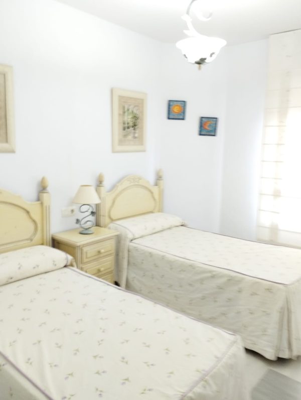 Alquiler de apartamento en Las Pergolas/Fuengirola. - Imagen 9