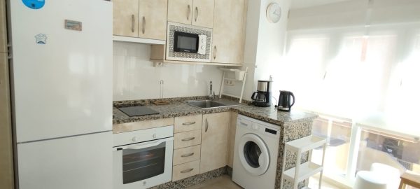Alquiler de apartamento en Fuengirola/vistas al mar - Imagen 7